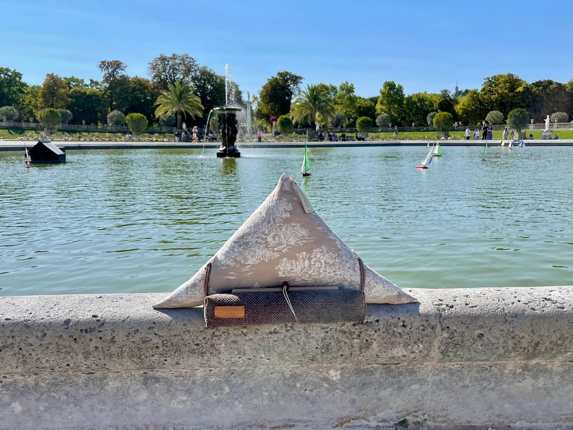 Balade et anecdotes avec le samoussin de La Fayette autour de Saint-Sulpice, Vaugirard, Jardin du Luxembourg : le Paris de Madame de Lafayette