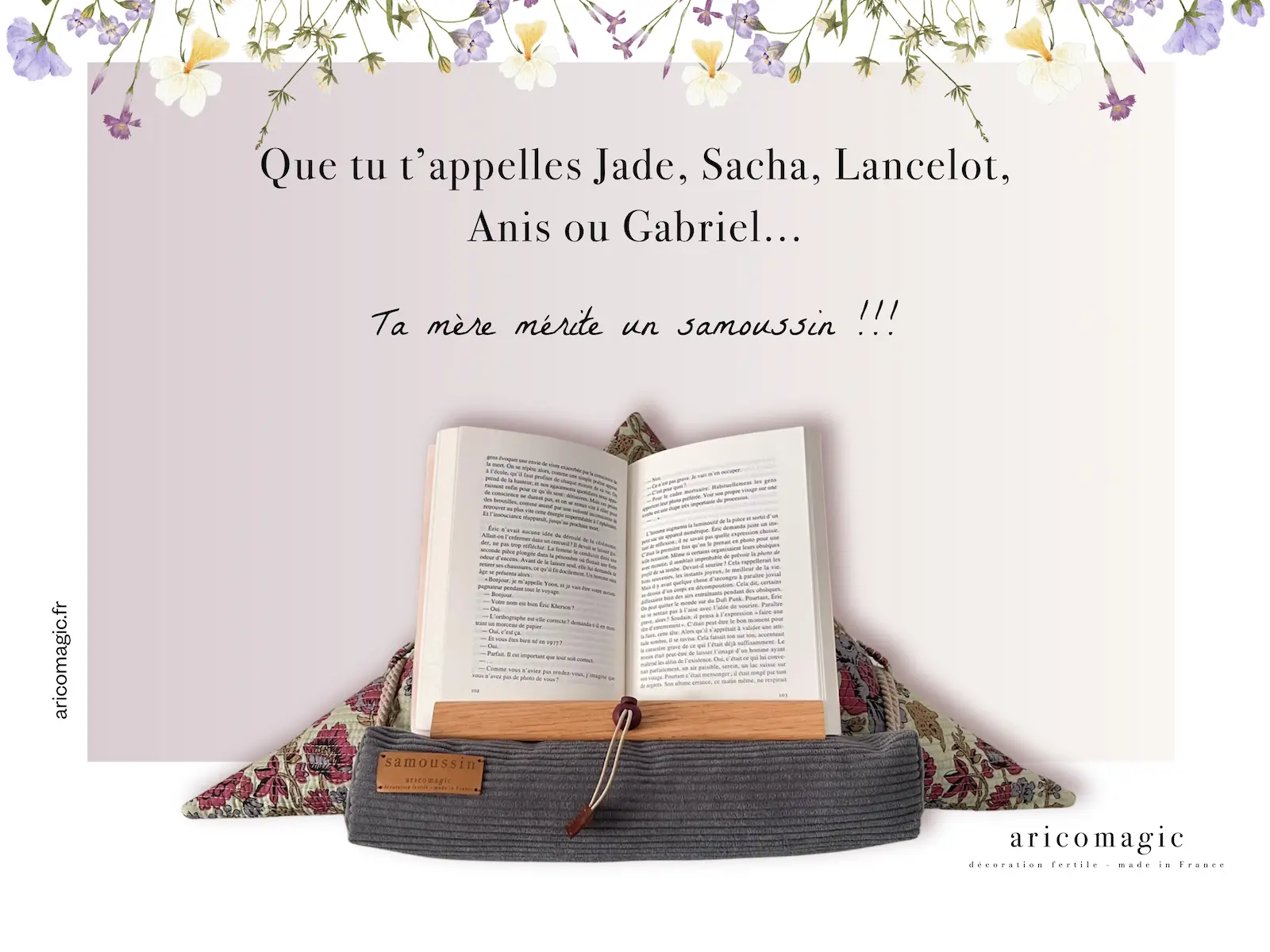 Cadeau fête des mères pour une maman qui aime lire : le coussin pour livre Samoussin fabriqué en France beau et utile, carte cadeau dès 35 €.